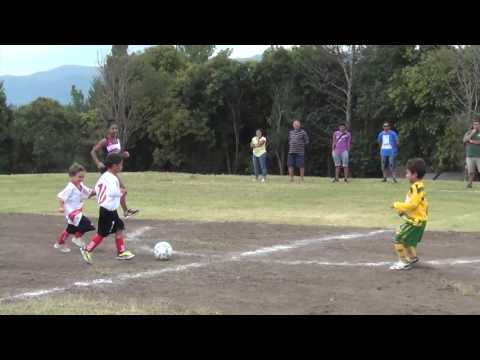 FUTBOL INFANTIL  -  SP. VILLA GENERAL BELGRANO vs  FITZ SIMON  EMBALSE  - CATEG  2011