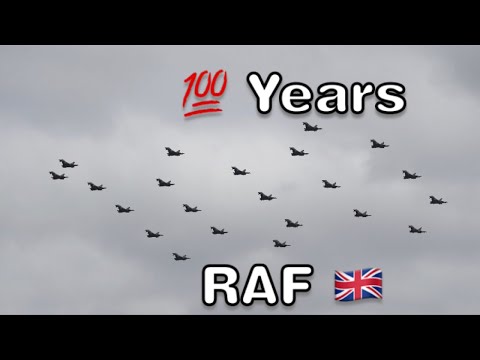 100 years of the RAF - London Fly by 🇬🇧