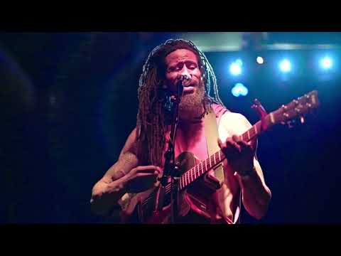 Gratitude- Elyjah Tribe Feat. Myron Hendley (South Paw Filmz)