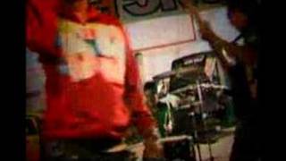 Download lagu marabahaya - pop shuvit (impak maksima OST) mp3