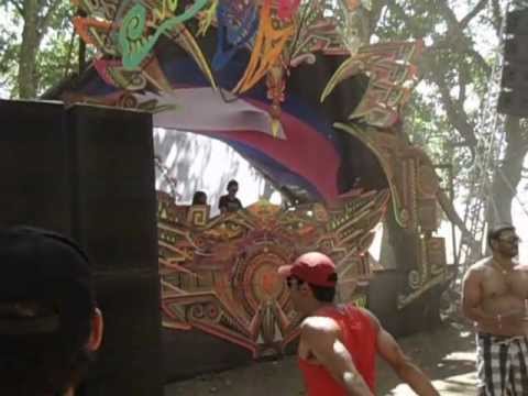 Rosa Ventura vs Zaghini @ Samsara Festival 2012