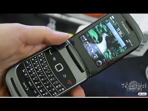 BlackBerry Style 9670 Unboxing and First Look