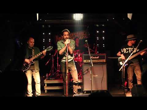 KaRasineK-Ben Hala Seninim