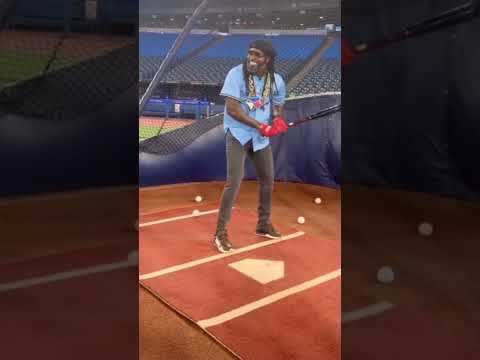 CRICKETERS COMES TO BASEBALL⚾👀😮 WOW😮👀(CHRIS GAYLE) #baseballplayer #hitting #hittingmechanics #like