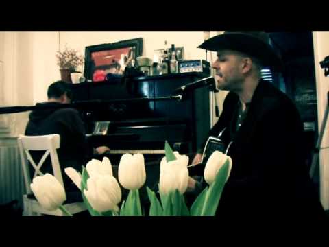 Stella Burns & The Lonesome Rabbits - Over the sea (Home sessions for Area51)