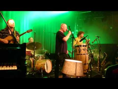 Flo Mega & Horst Hansen Trio - Hinter dem Burnout live