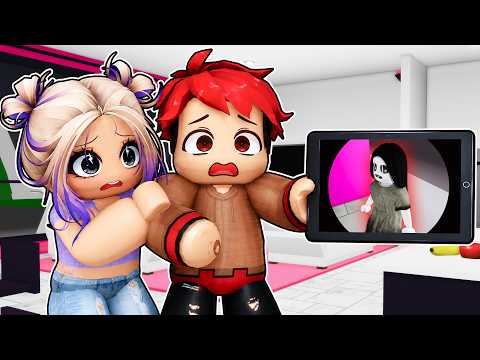 Un FANTASMA ATERRADOR APARECIÓ en mi CASA en Brookhaven Roblox