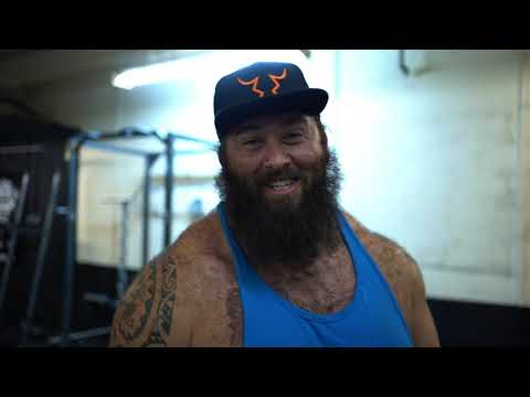 DEADLIFTS & GYM TOUR | A CRASH OF RHINOS