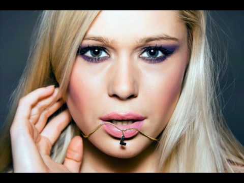 VIKTORIJA LOBA-VOLKU........by iko