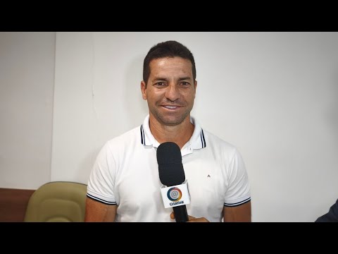 Ari Bahia destaca importância da educação e celebra conquista do doutor Reginaldo em Varzedo