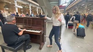 Download lagu Blonde Girl Could Not Resist The Boogie Woogie mp3