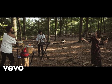 ulises, MonoAbe - Ella Sabía ft. Manu Ela