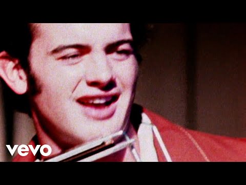 Video thumbnail for Kiss and Tell