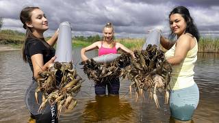 Unleashing the Ultimate River Hunting Adventure! Crawfish Catchin’ Madness