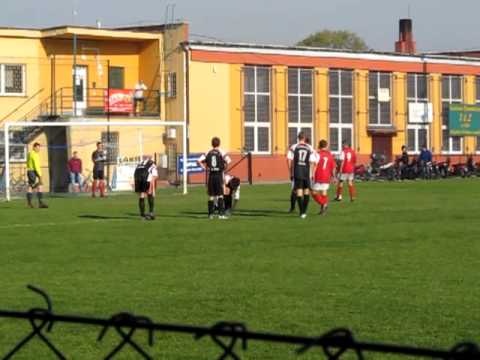 Juniorzy Starsi: Czarni Gorzyce 1:7 Przyszłość Rogów (bramka)