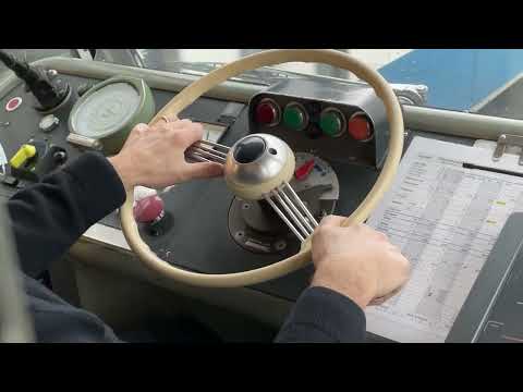 VBZ Mirage 1675 November 2021 Museumslinie 21