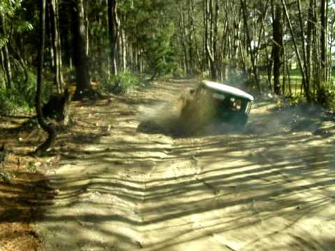 stonzy getting through swamp lake in bj40 landcruiser