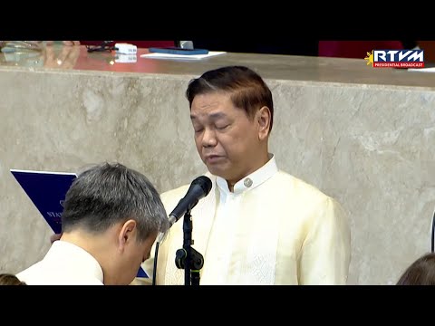 PASTOR ED LAPIZ PRAYS AT THE 2nd STATE OF THE NATION ADDRESS OF PRESIDENT FERDINAND MARCOS, JR