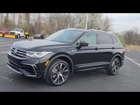 2022 VW Tiguan 2.0T SEL R-Line 4Motion Deep Black Pearl Effect w/Noisette Brown leather 🔥🔥🔥🔥🔥🔥🔥