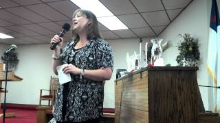 preview picture of video '2012-06-17 Father's Day Renae' Wilkinson singing'