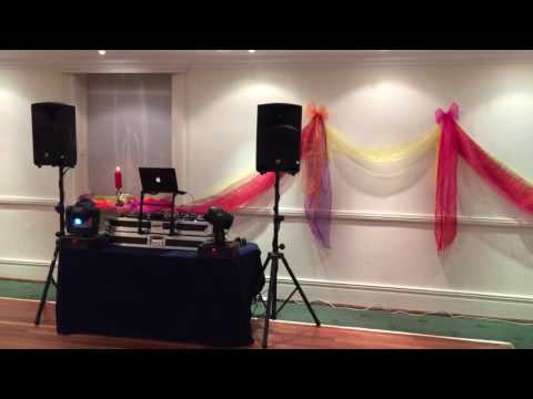 Dee Entertainment UK video.