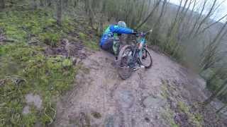 preview picture of video 'Downhill MTB Trail Rutsch Gefahr Halde Norddeutschland'