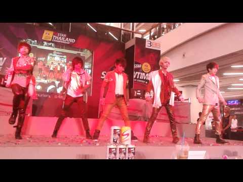 [120623] Romeo cover SHINee (샤이니) :: Ring Ding Dong + Sherlock @Mstar Show Time Cover Dance