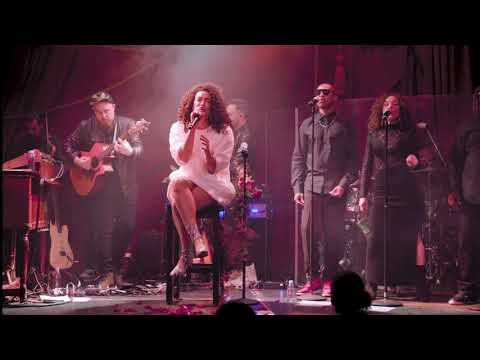 Nicole Bus - S.O.S (Live from NYC)