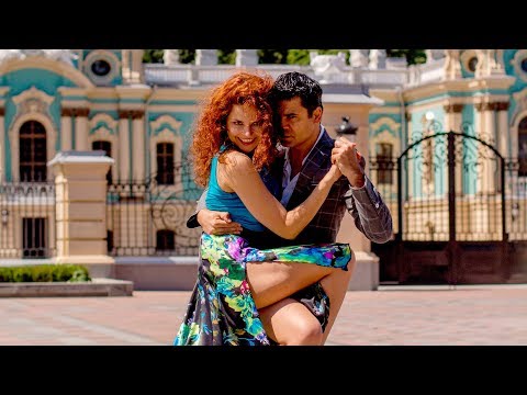 Hakan Ayakli & Natalia Orlova. FRANCISCO CANARO. Siempre tuya sere. Vals.