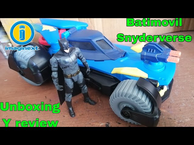 Vídeo relacionado con DC Comics Batman BATMOVIL Y Figura Batman 10 CM + 3 Figuras DE Papel Villanos - Superheroes Juguetes - 6067473 - Juguetes Niños 4 Años +