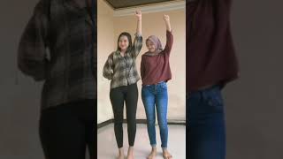 Download lagu goyang apem tembeb bikin salfok mp3 Download lagu goyang apem tembeb bikin salfok mp3