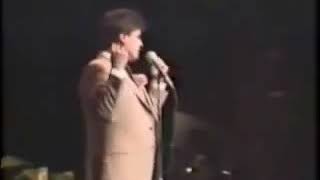 Juan gabriel _ cantando en ingles