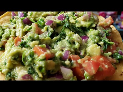 Guacamole - Healthy Recipe - Mexican Breakfast Recipe - Avocado Recipe - Pooja's Kitchen