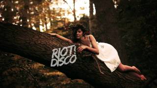 ANG LOW - Can&#39;t Describe Her (Embody Remix)