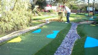 Crazy World of Minigolf Tour - Visit to London's Barnet Copthall Metro Mini Golf 1 of 3