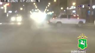 Искры из-под колес: видео погони за пьяным водителем по центру Томска
