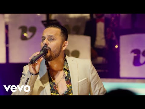 Los Internacionales Váskez De Rolando "El Tiburón", Carlos Sarabia - Entre Cuatro Paredes