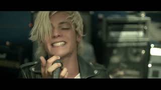 R5 - Heart Made Up on You (Music video - Disney Version)