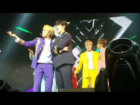 SEVENTEEN - ADORE U (아낀다) [FANCAM]