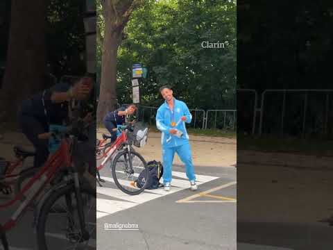 Así recibieron a José "Maligno" Torres en la Villa Olímpica