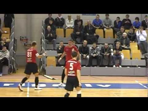 23.11.2011. Telpu futbols: ISMA - NIKARS 2:1
