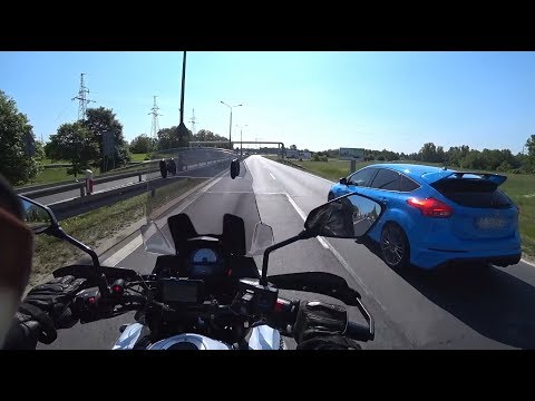 Ford Fokus RS vs Versys 650 + plecaczek ;)