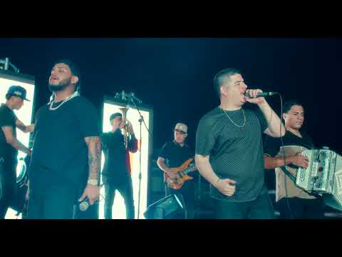 Grupo DPB & Uriel Gaxiola - Bien Guerrero (En Vivo)