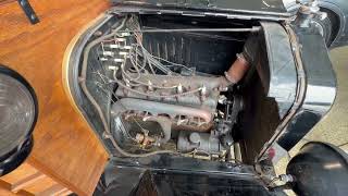 1923 Ford Model T Huckster Truck Starting Up