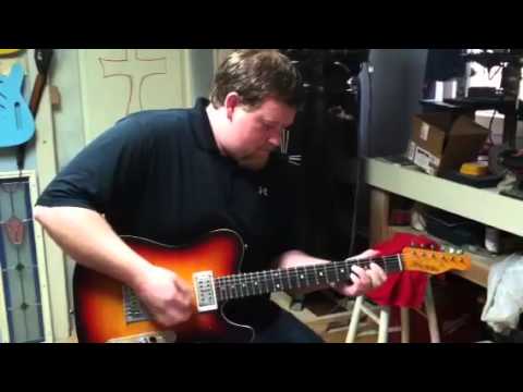 Alessandro Amp showcased with KingBee Guitar