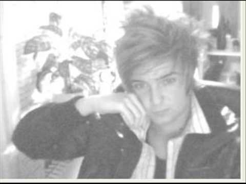 Vigge Kingsize, JiiM, Köza , Simon ,Tay Tay Dat Dude    Okrönt