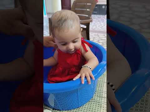 New Bath tub 😄 🛁 #raena #cutebaby #prettylittlebaby #baby #love