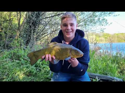 NEW PB !! - 4lb 1oz. First time tench fishing on the shallow reservoir lake -