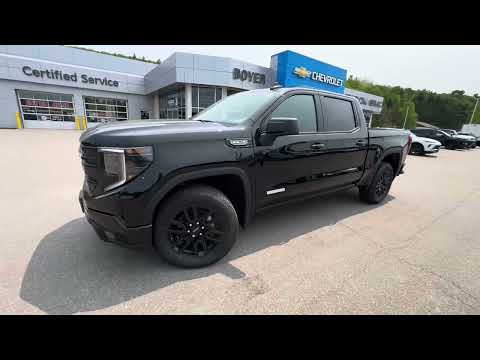 2025 GMC Sierra 1500 Elevation