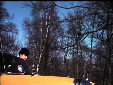 Bakom maskerna väntar livet av Lars Lassekaja Jacobson, 1973